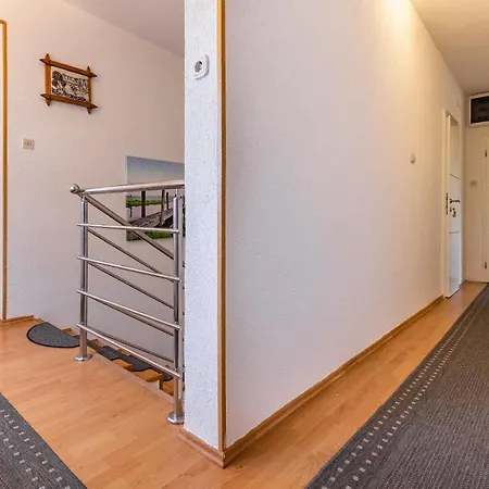 بيت ضيافة Giovanni