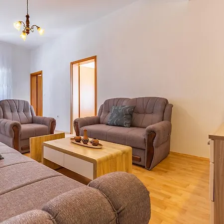 Giovanni Guest house